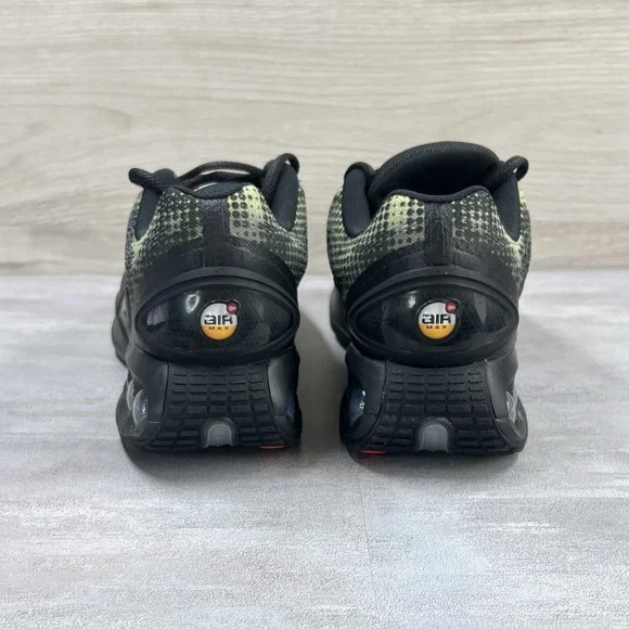 NEW Nike Air Max Dn 'Black Olive Aura Medium Olive' IB3078-010 Men's Size 11
